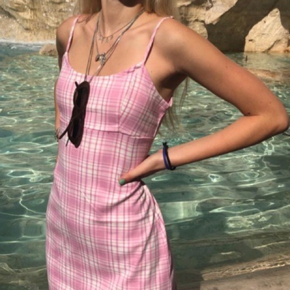 Brandy Melville ☀️ (J. Galt) Colleen Pink Plaid Dress
